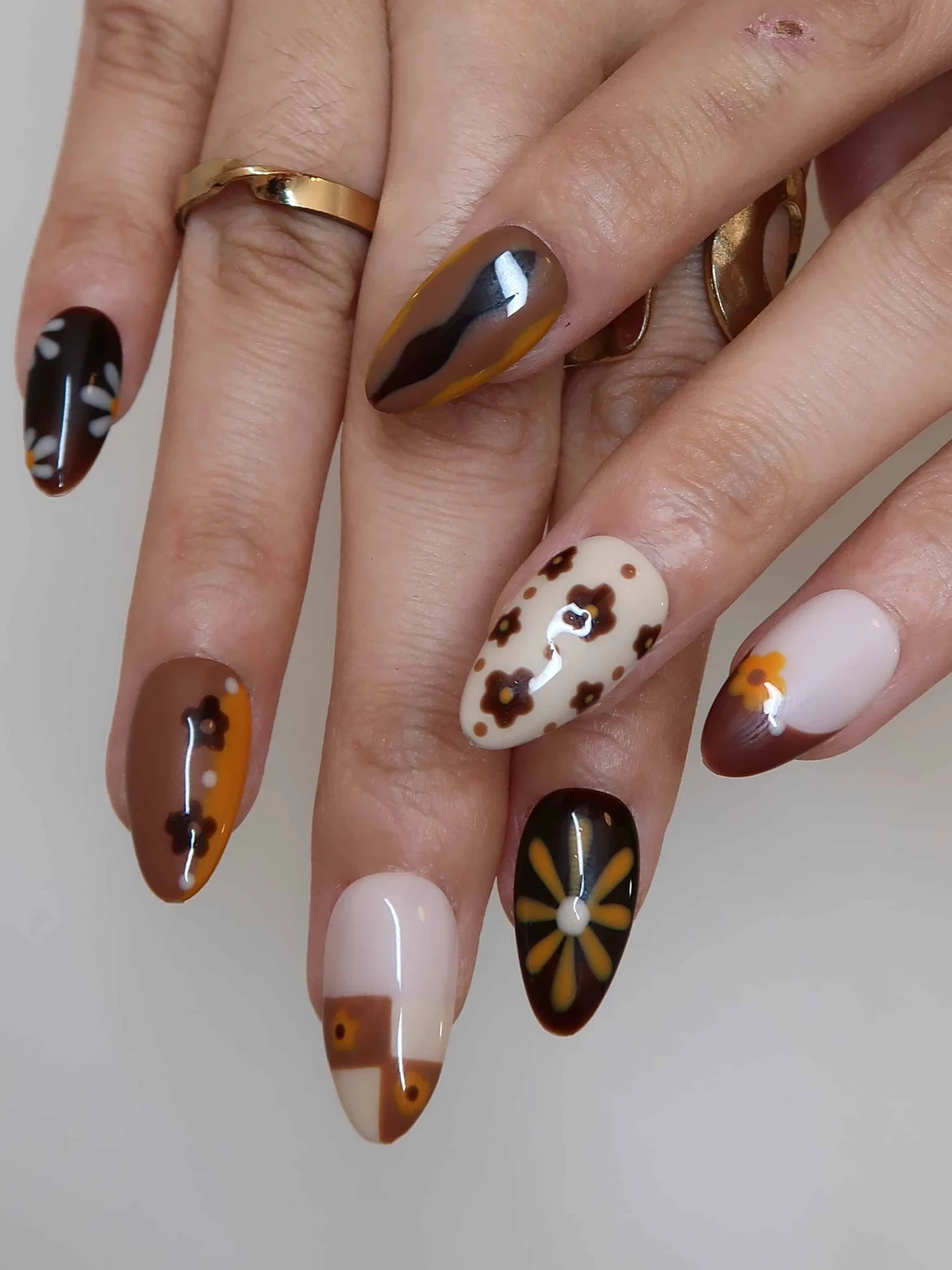 Bread Talk · Finger Nail - Image 3