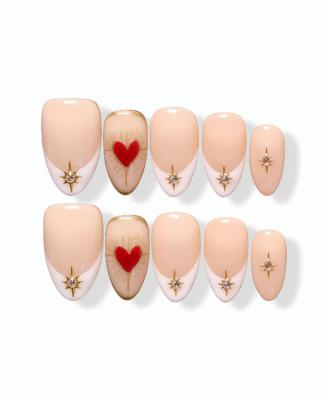Folie d‘Amour · Finger Nail