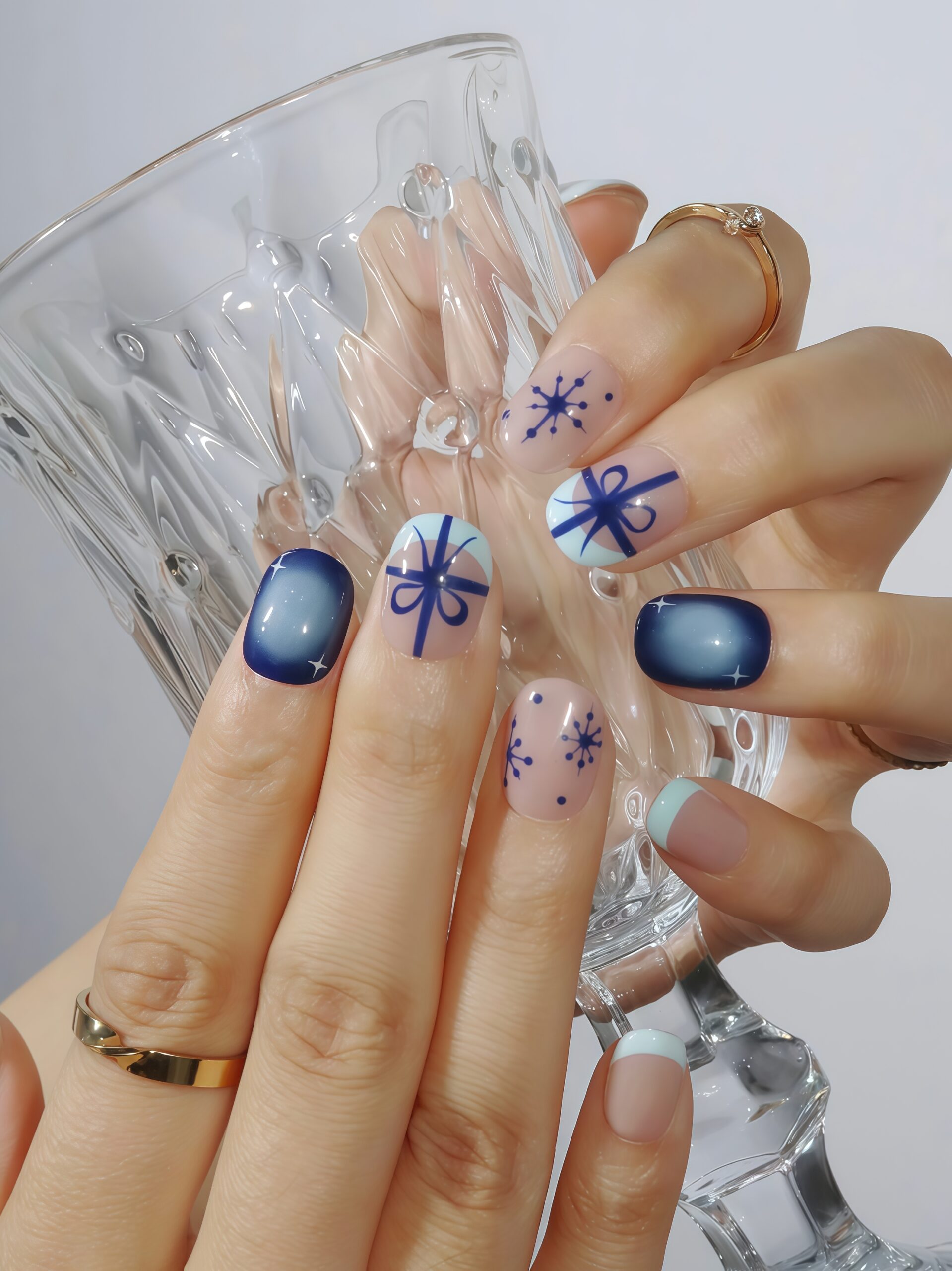 Winter Gift · Finger Nail - Image 5