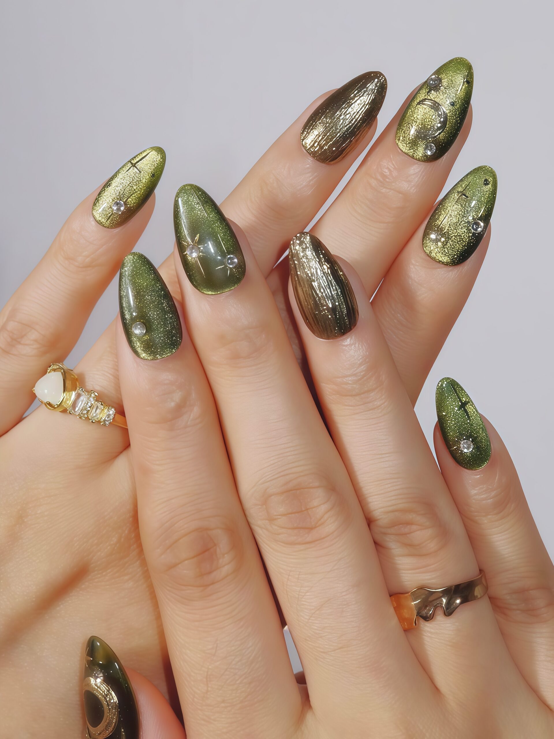 Pompadour's Kiss · Finger Nail - Image 4