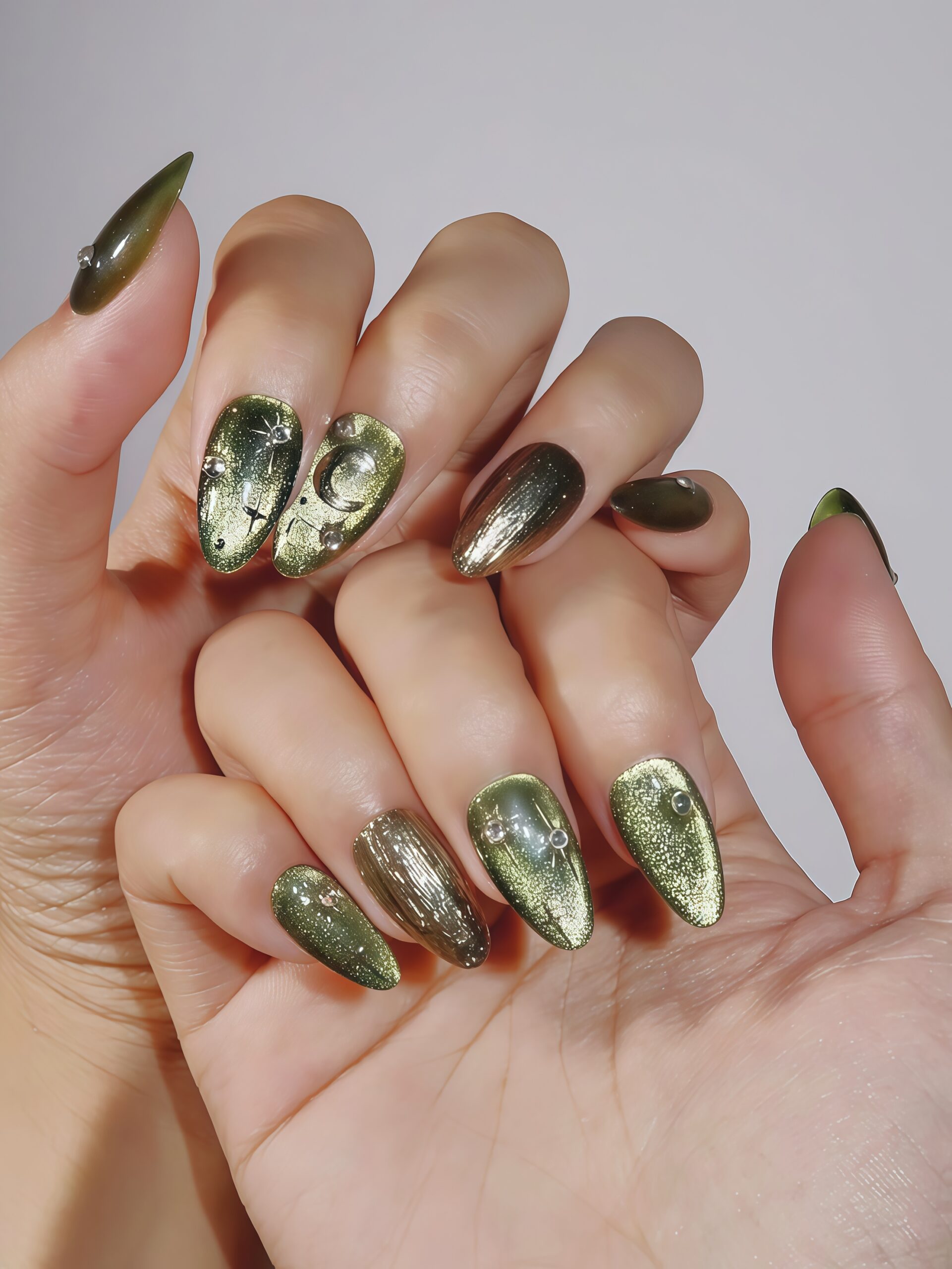 Pompadour's Kiss · Finger Nail - Image 5