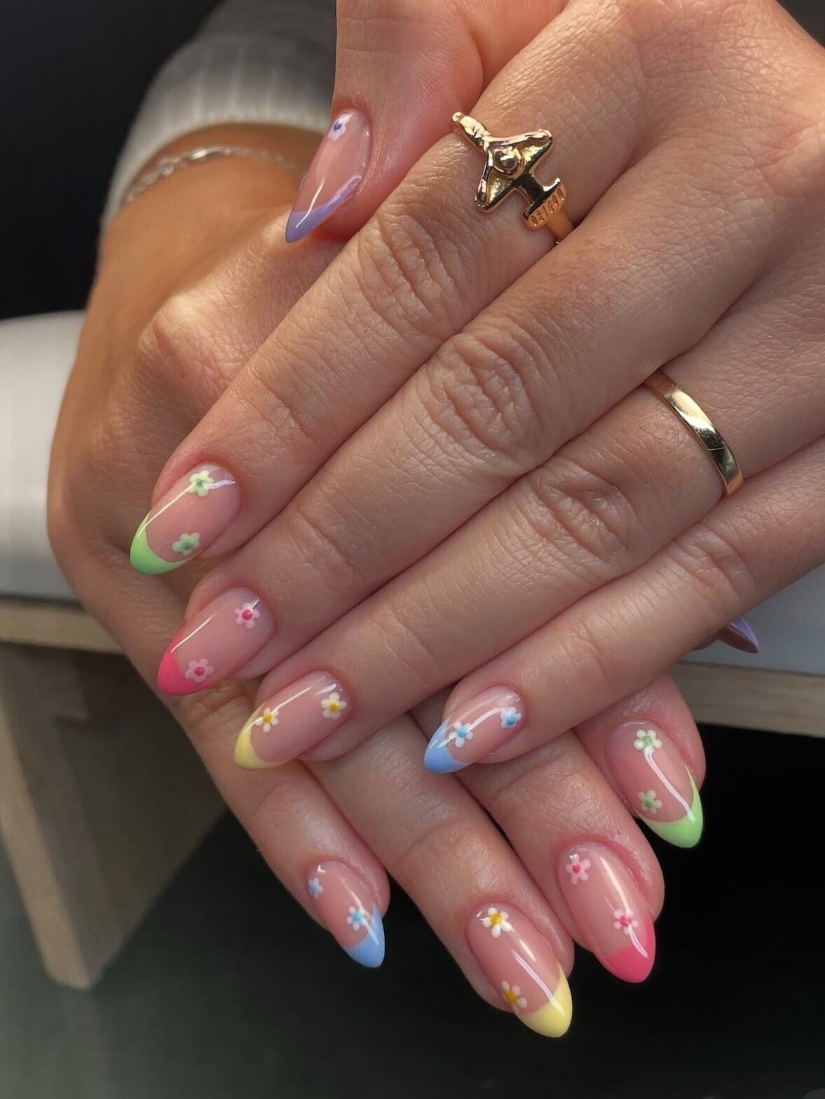 Macaron Bloom · Finger Nail - Image 2