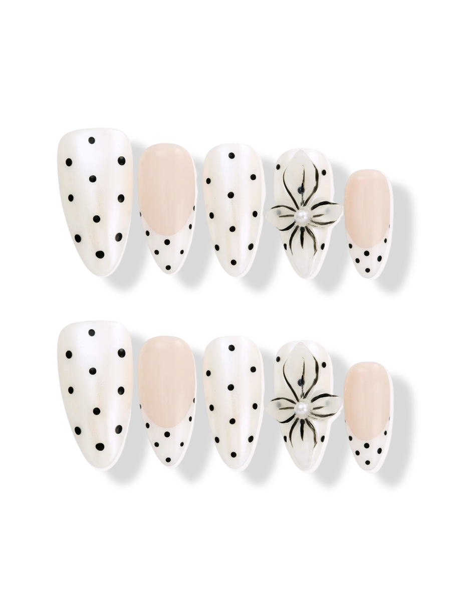 Polka Pearl · Finger Nail