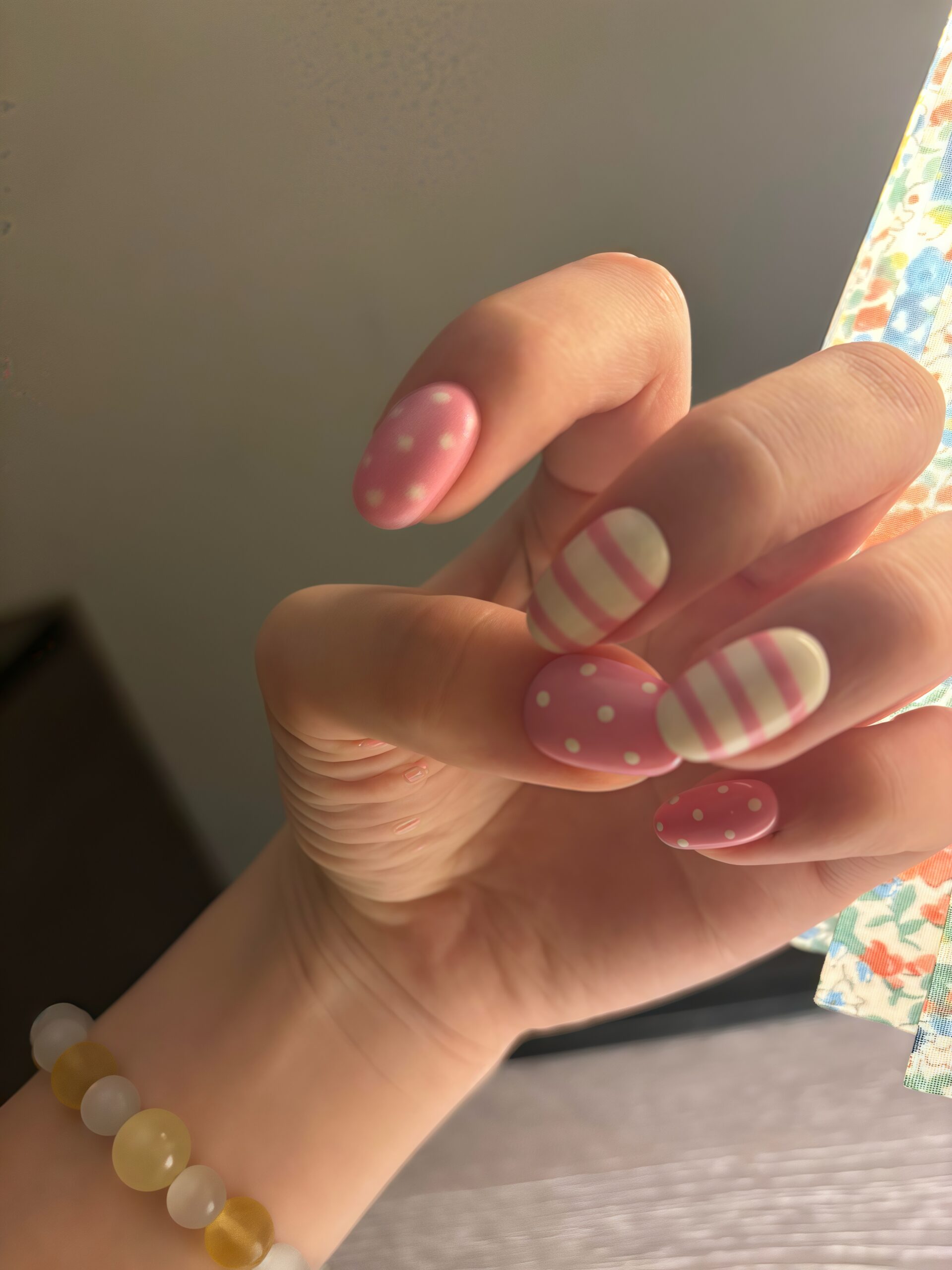 Gummy · Finger Nail - Image 2