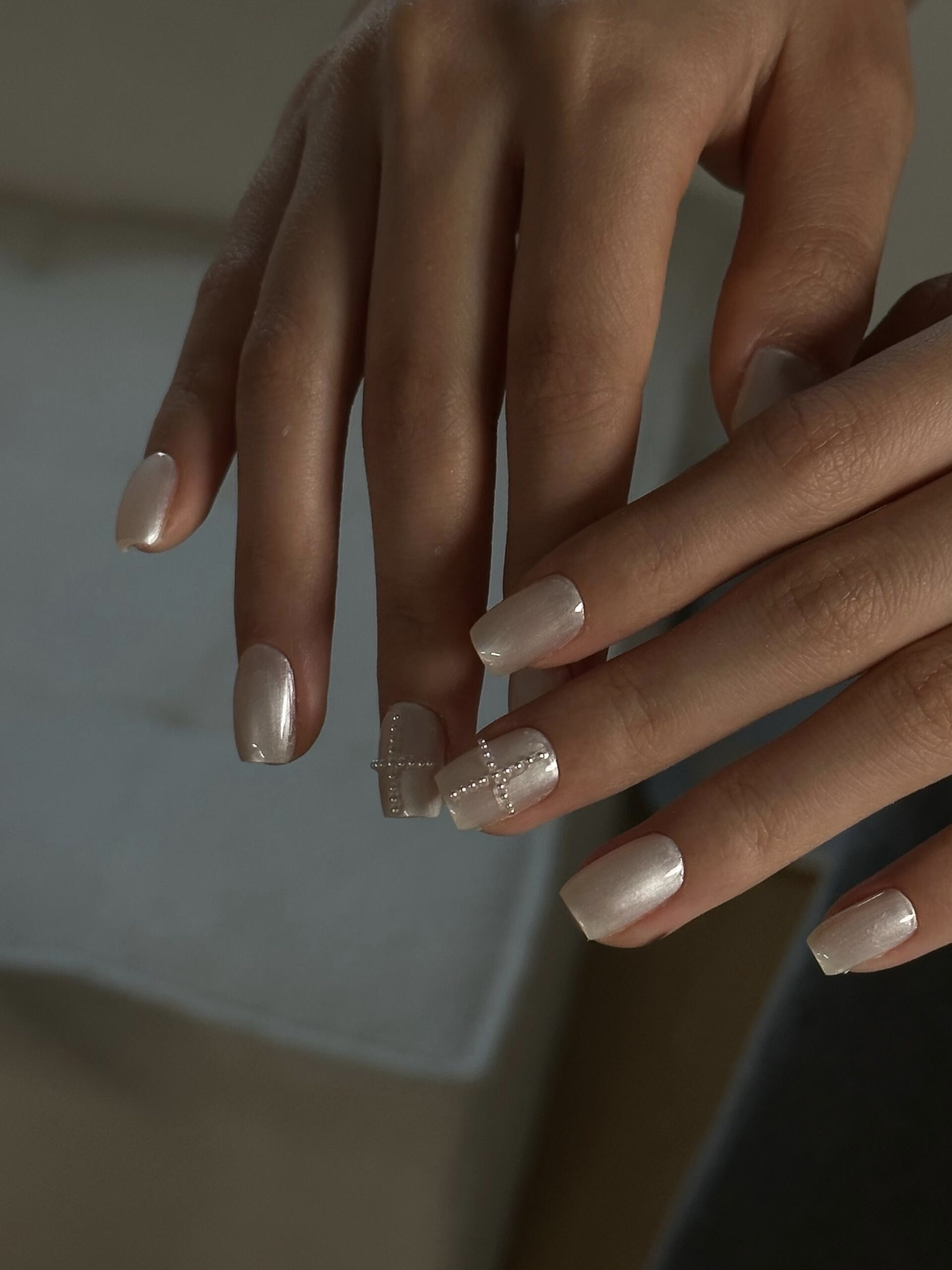 Quartz Beach · Finger Nail - Image 2